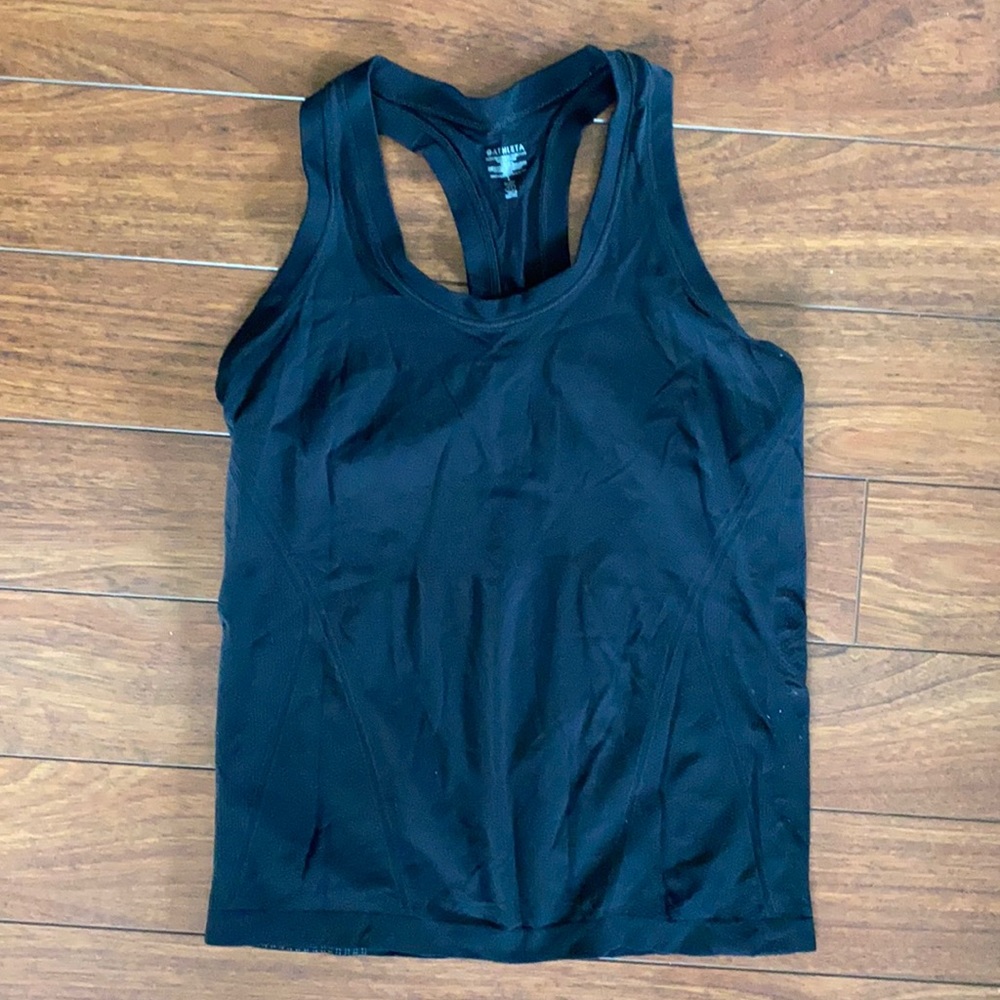 Athleta momentum tank